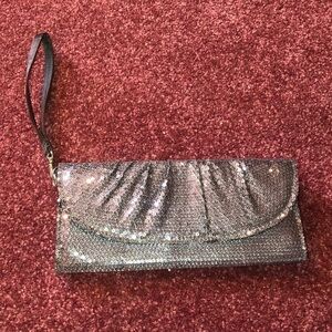 New without tags Mundi Wristlet